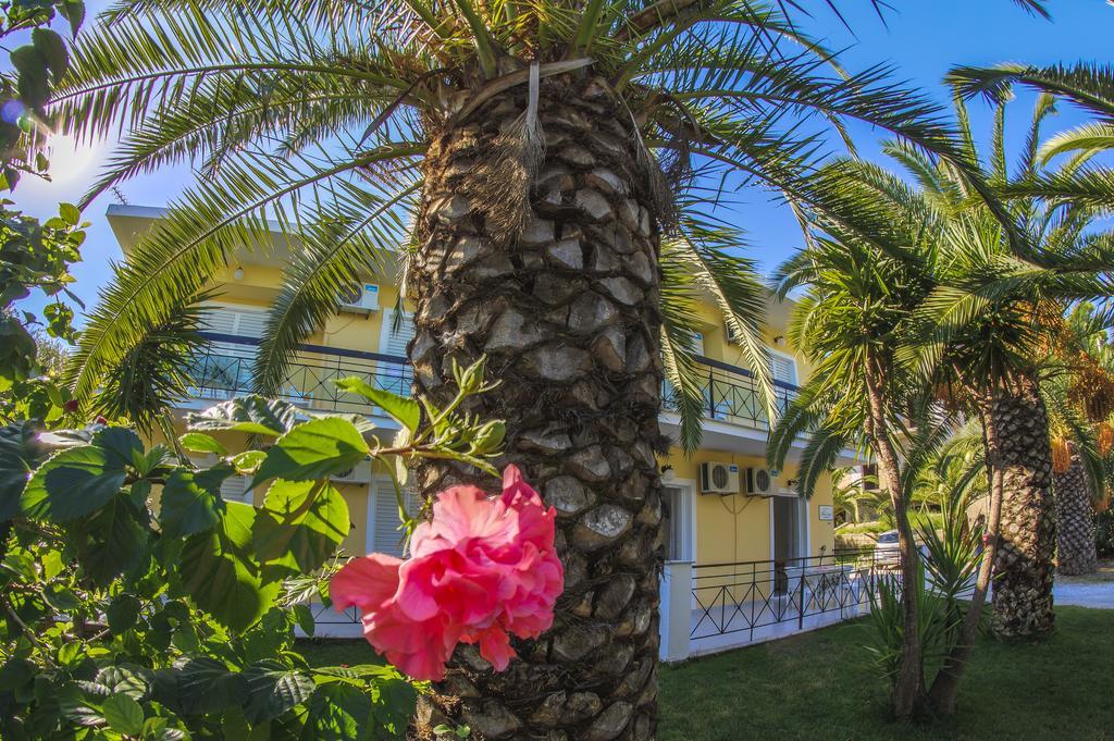 Olive Grove Apts Lithakia  Bilik gambar